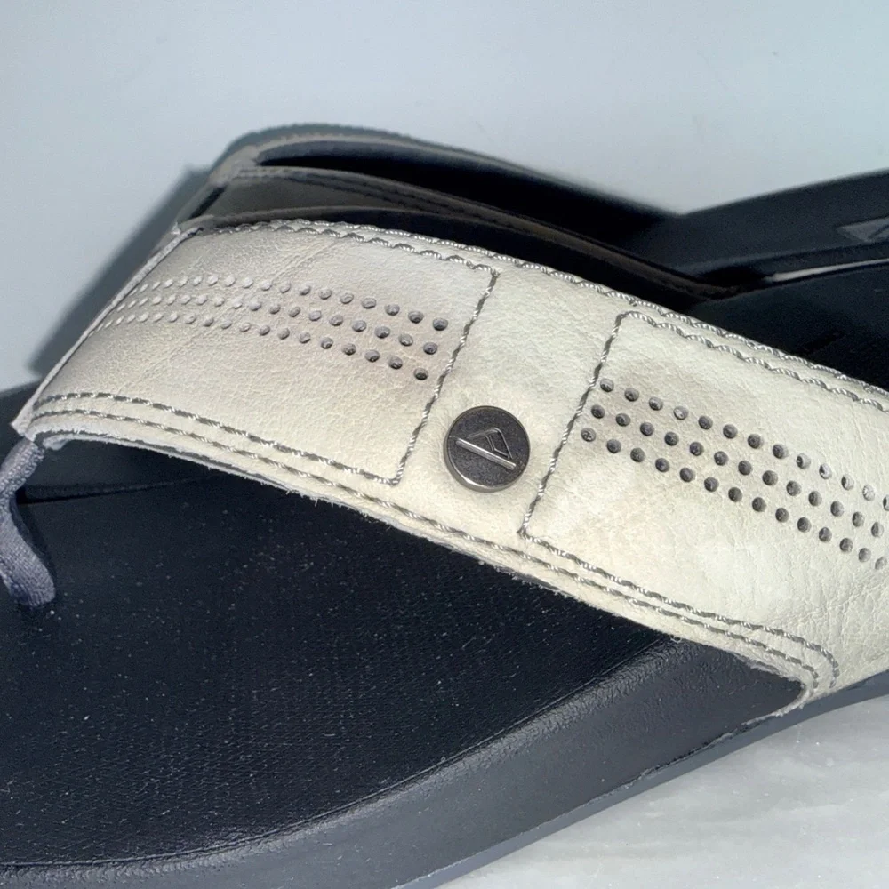 Reef men’s leather
